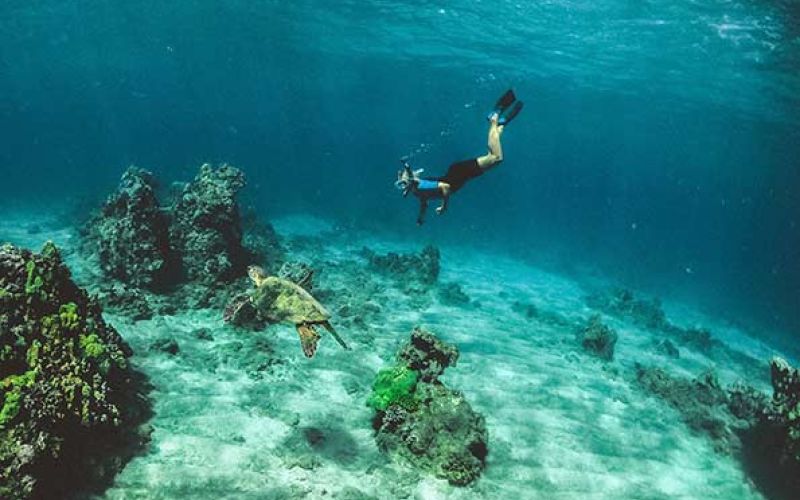 Essere bravi subacquei e la sensazione unica di essere immersi nel blu